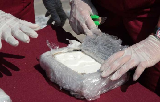 اعتقال شخص وإفشال عملية لتهريب الكوكايين بميناء بني أنصار 