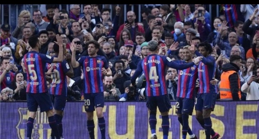 برشلونة يصدم لاعبا مغربيا بهذا القرار بسبب سلوك وصفه بالخطير برشلونة يصدم لاعبا مغربيا بهذا القرار بسبب سلوك وصفه بالخطير