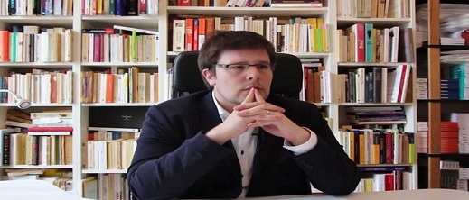 الخبير روجيرون.. هناك عدم فهم متزايد للنخبة الفرنسية في مواجهة الدول ذات التقاليد السياسية كالمغرب الخبير روجيرون.. هناك عدم فهم متزايد للنخبة الفرنسية في مواجهة الدول ذات التقاليد السياسية كالمغرب