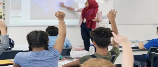 بعد عدة سنوات من النضال.. قرار يسمح للمعلمات بارتداء الحجاب في مدارس ألمانيا بعد عدة سنوات من النضال.. قرار يسمح للمعلمات بارتداء الحجاب في مدارس ألمانيا