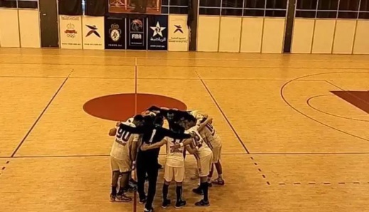 هلال الناظور لكرة اليد يبصم على موسم تاريخي ويتصدر البطولة دون هزيمة في انتظار تحقيق اللقب الثاني هلال الناظور لكرة اليد يبصم على موسم تاريخي ويتصدر البطولة دون هزيمة في انتظار تحقيق اللقب الثاني