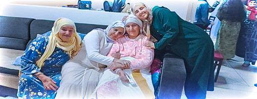 صور.. زيارة تضامنية لمركز الأعمال الاجتماعية لدار المسنين بمدينة الحسيمة صور.. زيارة تضامنية لمركز الأعمال الاجتماعية لدار المسنين بمدينة الحسيمة