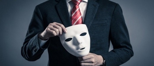 انتحال صفة محامي تجر شخصا من العروي للاعتقال سبق له ان رفع دعوة قضائية ضد البنك الشعبي انتحال صفة محامي تجر شخصا من العروي للاعتقال سبق له ان رفع دعوة قضائية ضد البنك الشعبي