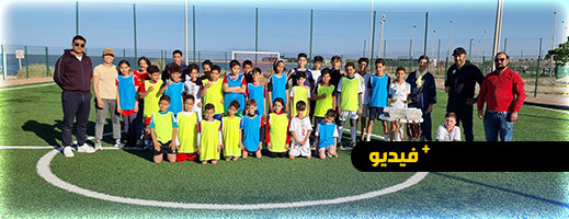 شاهدوا.. "أبطال نوميديا" تختتم الدوري الكروي الرمضاني بتكريم فاعلين إعلاميين