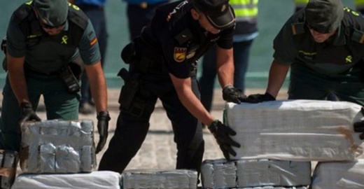 اليوروبول يفكك شبكة كبيرة لتهريب الكوكايين عبر المغرب