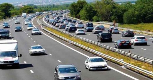 عطلة العيد.. "نارسا" توصي مستعملي الطريق بالتحلي بالحيطة والحذر عطلة العيد.. "نارسا" توصي مستعملي الطريق بالتحلي بالحيطة والحذر