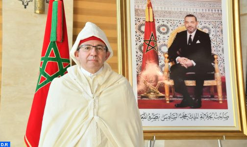 سفير المملكة بالسويد يلتقي بالكفاءات من أبناء الجالية المغربية سفير المملكة بالسويد يلتقي بالكفاءات من أبناء الجالية المغربية