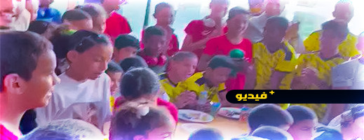 شاهدوا.. أشرف حكيمي يستغل عطلة العيد لزيارة الأيتام في المغرب شاهدوا.. أشرف حكيمي يستغل عطلة العيد لزيارة الأيتام في المغرب