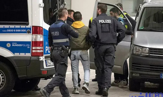 بلجيكا تعتزم ترحيل المهاجرين المغاربة غير النظاميين بلجيكا تعتزم ترحيل المهاجرين المغاربة غير النظاميين