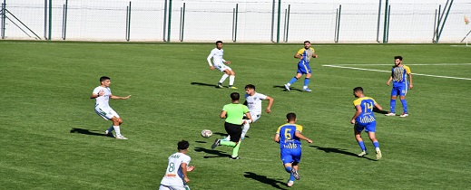 صراع الصعود يشتد بين هلال الناظور ونهضة زايو