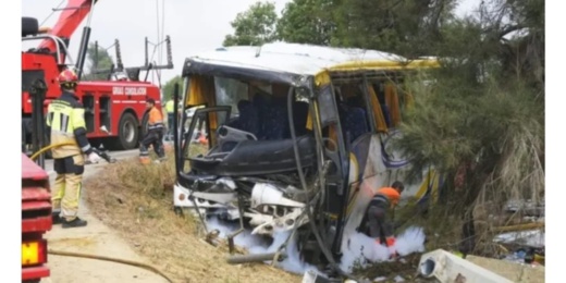 إسبانيا.. حادثة سير خطيرة تودي بحياة عاملة فراولة مغربية وإصابة أخريات إسبانيا.. حادثة سير خطيرة تودي بحياة عاملة فراولة مغربية وإصابة أخريات