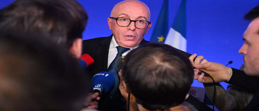 رئيس حزب الجمهوريين الفرنسي يزور المغرب في ظل الأزمة الدبلوماسية مع باريس رئيس حزب الجمهوريين الفرنسي يزور المغرب في ظل الأزمة الدبلوماسية مع باريس