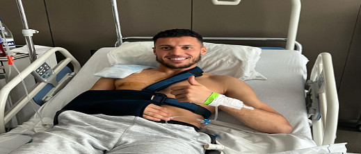 بعد نجاح العملية الجراحية التي خضع لها.. أملاح يوجه رساله للجماهير بعد نجاح العملية الجراحية التي خضع لها.. أملاح يوجه رساله للجماهير