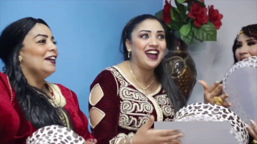 الموت يفجع المغنية الشعبية المغربية أميمة باعزية الموت يفجع المغنية الشعبية المغربية أميمة باعزية