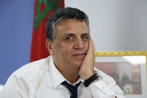 هذه نتيجة العملية الجراحية التي خضع لها وزير العدل هذه نتيجة العملية الجراحية التي خضع لها وزير العدل