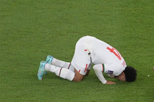 بعد رفضه المثلية.. تولوز الفرنسي يعلن استبعاد أبوخلال من تدريبات الفريق الأول بعد رفضه المثلية.. تولوز الفرنسي يعلن استبعاد أبوخلال من تدريبات الفريق الأول