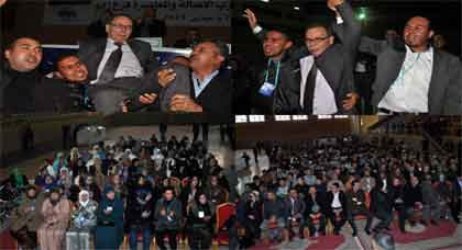 انتخاب السيد احمد عنوري أمينا محليا لحزب الأصالة المعاصرة بمدينة زايو انتخاب السيد احمد عنوري أمينا محليا لحزب الأصالة المعاصرة بمدينة زايو
