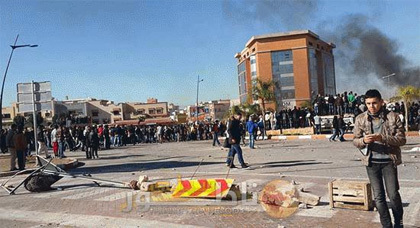 العنف من داخل الساحة الجامعية.. خندقة مقصودة واختبار الذكاء السياسي للطلبة العنف من داخل الساحة الجامعية.. خندقة مقصودة واختبار الذكاء السياسي للطلبة