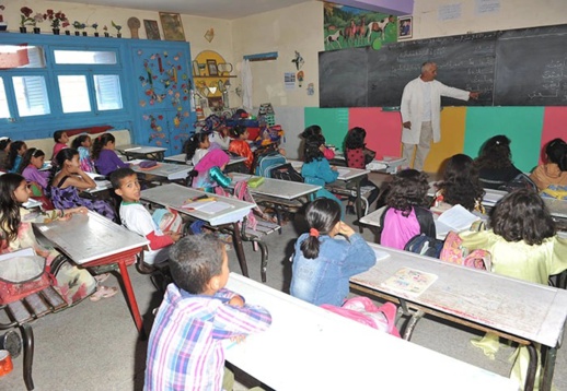 أخطاء "فادحة" في المقررات المدرسية تسائل وزير التربية الوطنية أخطاء "فادحة" في المقررات المدرسية تسائل وزير التربية الوطنية