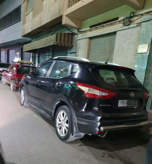 رئيس جماعة بوعرك يستغل سيارة الدولة لأغراضه الشخصية خارج أوقات العمل رئيس جماعة بوعرك يستغل سيارة الدولة لأغراضه الشخصية خارج أوقات العمل