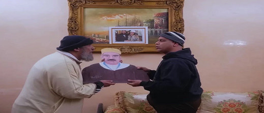 الأمن يستمع للكوميدي الشهير جوادي بعد اتهامه بالنصب والاحتيال الأمن يستمع للكوميدي الشهير جوادي بعد اتهامه بالنصب والاحتيال