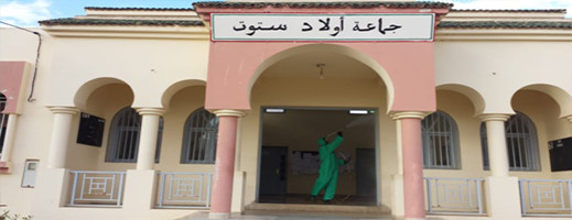 رئيس جماعة بالناظور يرفض صرف منحة من المال العام بسبب خلاف شخصي رئيس جماعة بالناظور يرفض صرف منحة من المال العام بسبب خلاف شخصي