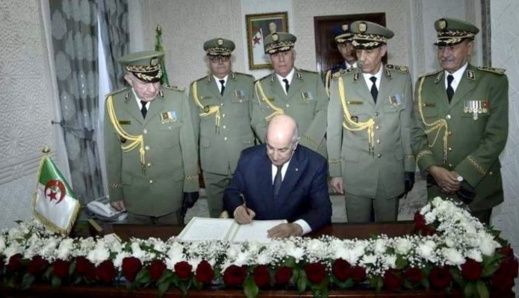 النظام الجزائري يخلق العداء مع الإمارات.. طرد السفير وإتهامه بالتجسس لإسرائيل النظام الجزائري يخلق العداء مع الإمارات.. طرد السفير وإتهامه بالتجسس لإسرائيل