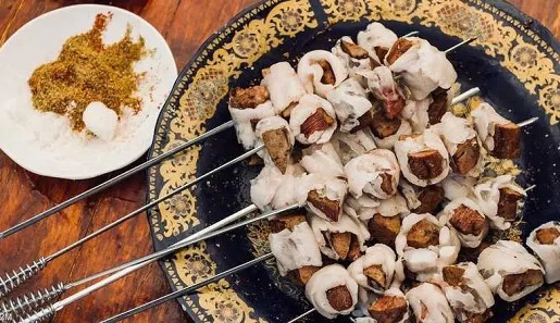 نفقات الأسر المغربية في عيد الأضحى تقدر بهذا المبلغ الضخم نفقات الأسر المغربية في عيد الأضحى تقدر بهذا المبلغ الضخم