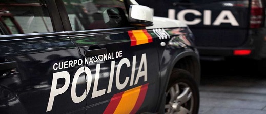 جريمة مروعة في إسبانيا: مغربي يقتل زوجته ويحاول قتل أطفاله جريمة مروعة في إسبانيا: مغربي يقتل زوجته ويحاول قتل أطفاله