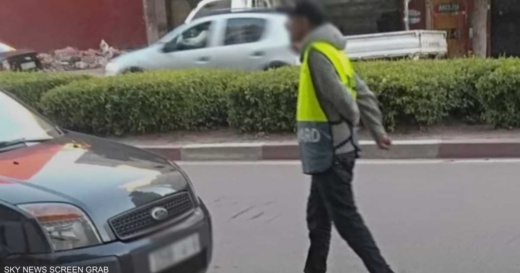 يفرضون إتاوات غير مشروعة.. مطالب بإيقاف ابتزازات حراس السيارات يفرضون إتاوات غير مشروعة.. مطالب بإيقاف ابتزازات حراس السيارات