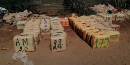 إفشال عملية للتهريب الدولي للمخدرات بمرفأ الصيد بالناظور إفشال عملية للتهريب الدولي للمخدرات بمرفأ الصيد بالناظور