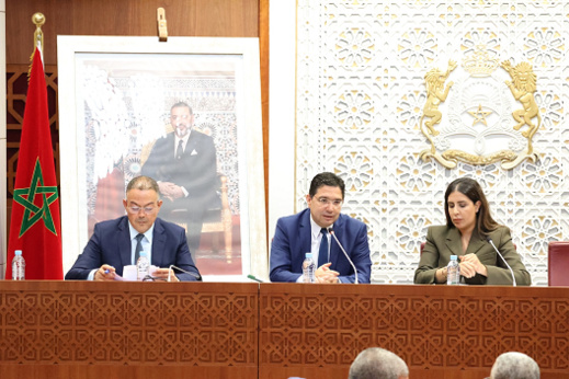 لقجع: اتفاقية "تبادل معلومات أبناء الجالية" تهم الضرائب وليس منازل وأراضي هؤلاء