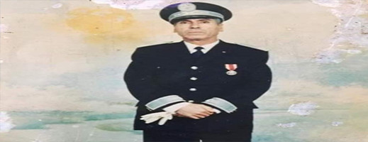 أسرة آل شوقي تتوجه بالشكر لجموع المعزين أسرة آل شوقي تتوجه بالشكر لجموع المعزين