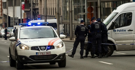 إيقاف شخص انهى حياة والدته ووضع أجزاء منها في ثلاجة إيقاف شخص انهى حياة والدته ووضع أجزاء منها في ثلاجة