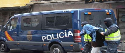بيع عقود عمل بـ 12 مليون يقود إلى اعتقال عدة أشخاص في اسبانيا