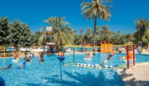 اعتقال عاملين بمسبح في فالنسيا بعد منعهما امرأة ترتدي الحجاب من الدخول اعتقال عاملين بمسبح في فالنسيا بعد منعهما امرأة ترتدي الحجاب من الدخول