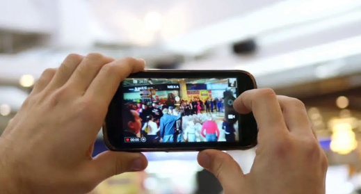 السيبة في الناظور... كاميرات وميكروفونات تجول وتصول في الشوارع بكل حرية والسلطات في خبر كان السيبة في الناظور... كاميرات وميكروفونات تجول وتصول في الشوارع بكل حرية والسلطات في خبر كان