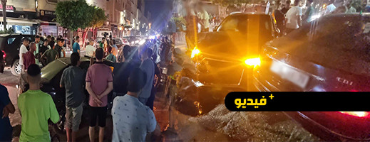 السرعة تتسبب في تصادم سيارتين وإصابة سيدة بالناظور السرعة تتسبب في تصادم سيارتين وإصابة سيدة بالناظور
