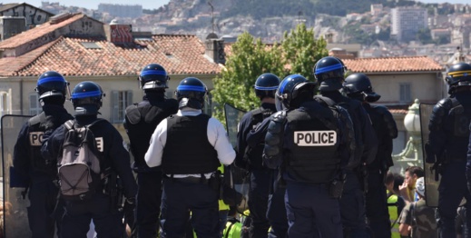 فرنسا تفكك شبكة لتبييض الأموال أنجزت مشاريع فخمة بالمغرب فرنسا تفكك شبكة لتبييض الأموال أنجزت مشاريع فخمة بالمغرب