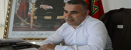 جماعة بوعرك على صفيح ساخن.. تحدي الرئيس للقانون يهدده بالعزل من منصبه جماعة بوعرك على صفيح ساخن.. تحدي الرئيس للقانون يهدده بالعزل من منصبه