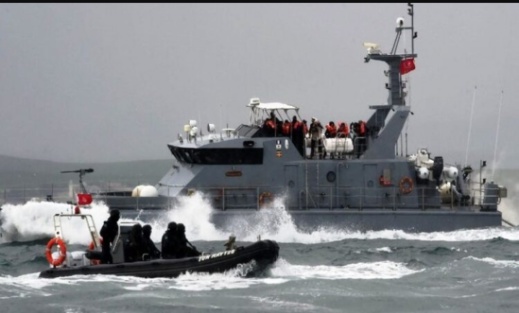 البحرية الملكية تضبط أزيد من نصف طن من المخدرات بسواحل إقليم الدريوش