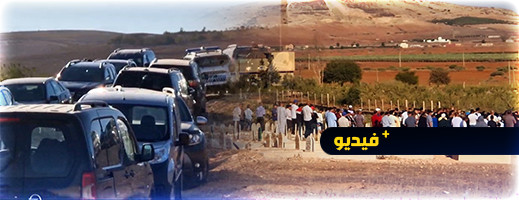 تشييع جنازة المغربي ضحية اعتداء الجيش الجزائري تشييع جنازة المغربي ضحية اعتداء الجيش الجزائري