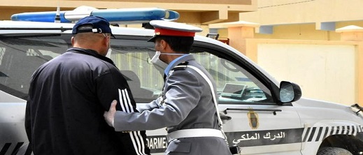 أزهق حياة والده ودفنه.. تفاصيل جريمة بشعة والأمن يستنفر عناصره أزهق حياة والده ودفنه.. تفاصيل جريمة بشعة والأمن يستنفر عناصره