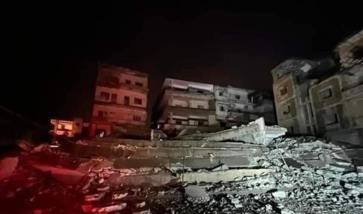 عشرات الوفيات بسبب زلزال إيغيل العنيف والانهيارات الجبلية تعقد عملية الوصول إلى الضحايا عشرات الوفيات بسبب زلزال إيغيل العنيف والانهيارات الجبلية تعقد عملية الوصول إلى الضحايا