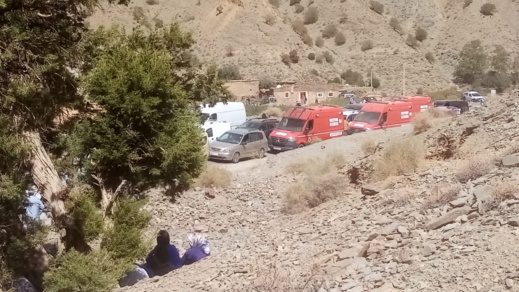 وزارة التجهيز تتعبأ لإعادة فتح الطرق المتضررة من الفاجعة وزارة التجهيز تتعبأ لإعادة فتح الطرق المتضررة من الفاجعة