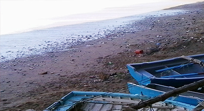 بحارة وأرباب قوارب الصيد التقليدي ب "إفري أُغاربو" و"الشعابي" يطالبون وزير الفلاحة بإنقاذ قواربهم