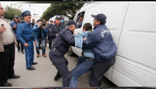 ناظوريون ومن عائلة واحدة.. الجزائر تعتقل 3 شبان مغاربة ومطالب بترحيلهم ناظوريون ومن عائلة واحدة.. الجزائر تعتقل 3 شبان مغاربة ومطالب بترحيلهم