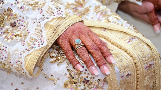 بعد انتشار "تراند العروس" على منصات التواصل.. خبير يحذر بعد انتشار "تراند العروس" على منصات التواصل.. خبير يحذر