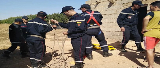 فاجعة "ريان" تتكرر.. وفاة طفل بعد سقوطه في بئر مهجور فاجعة "ريان" تتكرر.. وفاة طفل بعد سقوطه في بئر مهجور