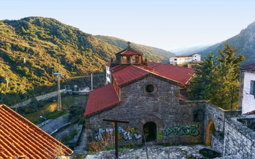 اسبانيا تعرض بلدة كاملة للبيع بسعر رخيص لا يمكن لأحد تخيله اسبانيا تعرض بلدة كاملة للبيع بسعر رخيص لا يمكن لأحد تخيله